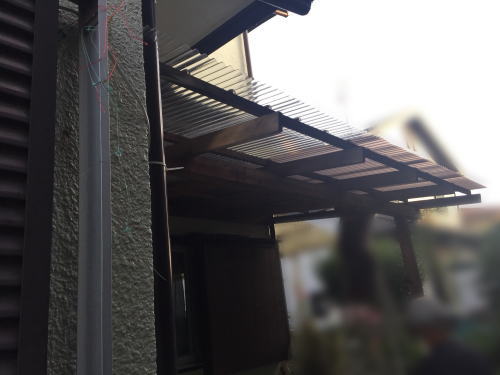 テラス屋根波板取り替え