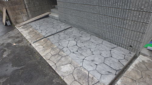 大阪高槻 ガレージ リリーサー吹き付け