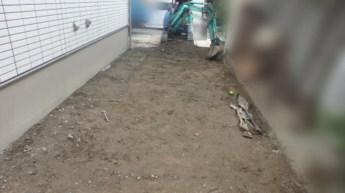 大阪府高槻市M様邸 新築外構工事 ガレージすきとり
