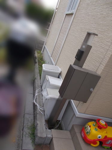 大阪府寝屋川市K様邸 防草リフォーム前