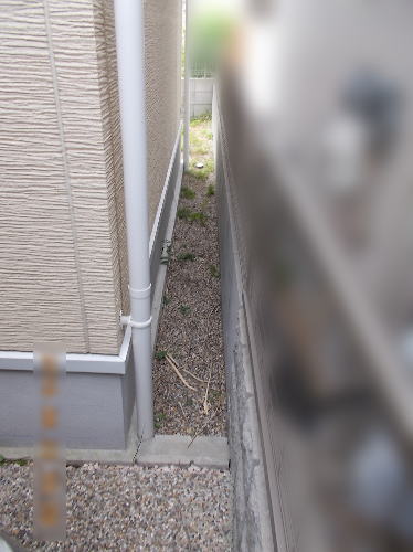 大阪府寝屋川市K様邸 防草リフォーム前