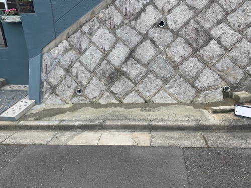 高槻市I様邸 入口階段前外構リフォーム前