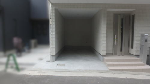 大阪府茨木市S様邸 新築外構 ガレージ