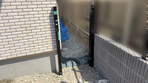 大阪高槻 お庭 門柱柱設置