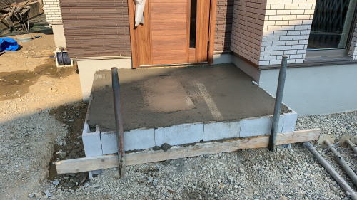 大阪高槻 玄関ポーチ下地工事