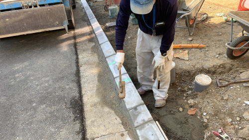 大阪高槻 縁石敷設