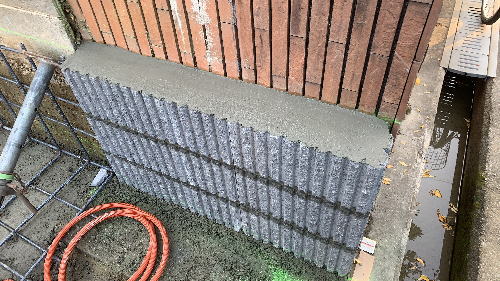大阪枚方市 隣地境界沿いブロック積み