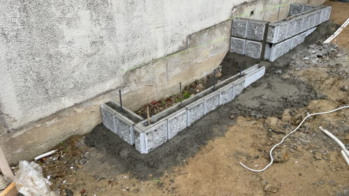 兵庫西宮 花壇 ブロック積み