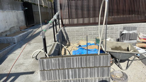 兵庫西宮 門柱ブロック積み