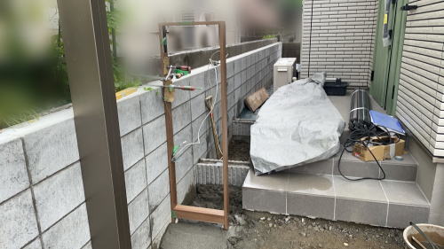 大阪高槻 玄関周り 機能門柱フレーム設置
