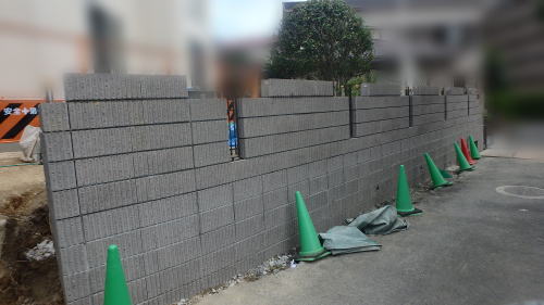 境界化粧ブロック積み5段