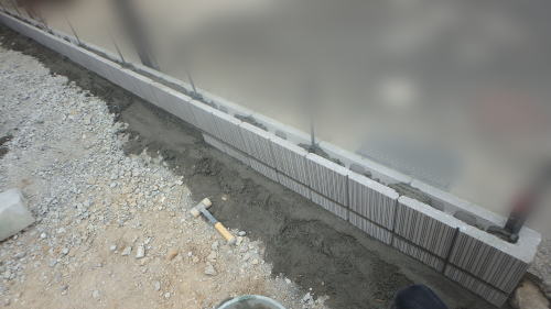 大阪高槻 新築外構 隣地境界ブロック積み