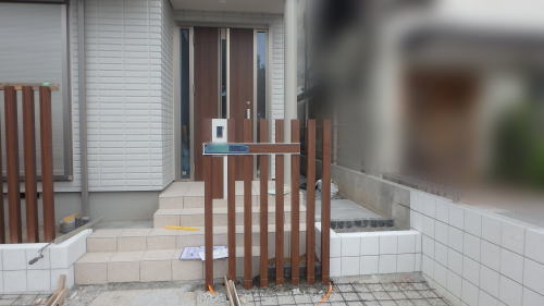 大阪豊中 機能門柱にインターフォン・表札設置