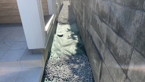 大阪高槻 新築外構 建物周囲 防草工事