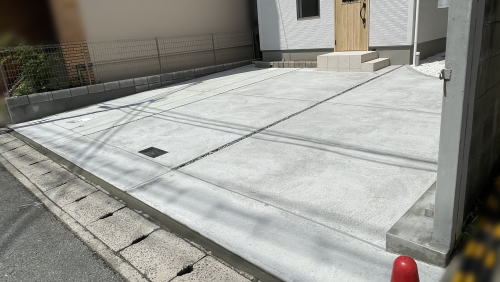 大阪高槻 ガレージ 石目地 砂利