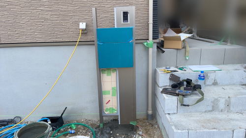 大阪摂津 機能門柱組立